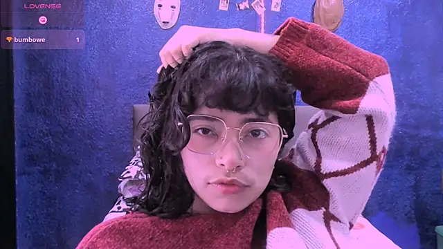 NinaYellow online show from 10.13.25