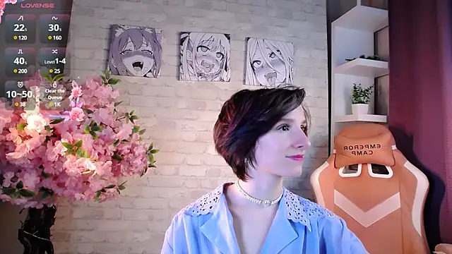 Snapshot of Violet_Veliya chatting on 02.08.25 Violet Veliya online show from 02.08.25