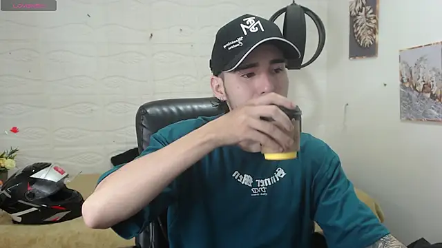 DmitriSanders online show from 12.14.24