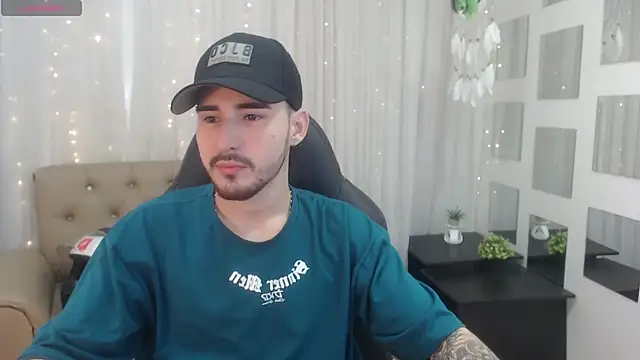 DmitriSanders online show from 12.24.24