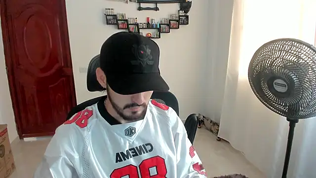 DmitriSanders online show from 04.18.26