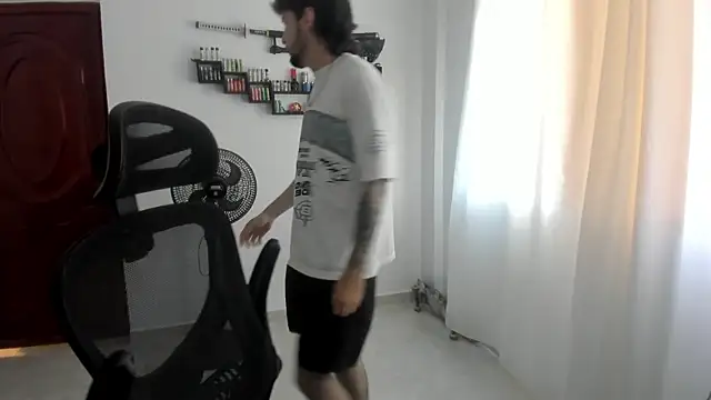 DmitriSanders online show from 06.10.26