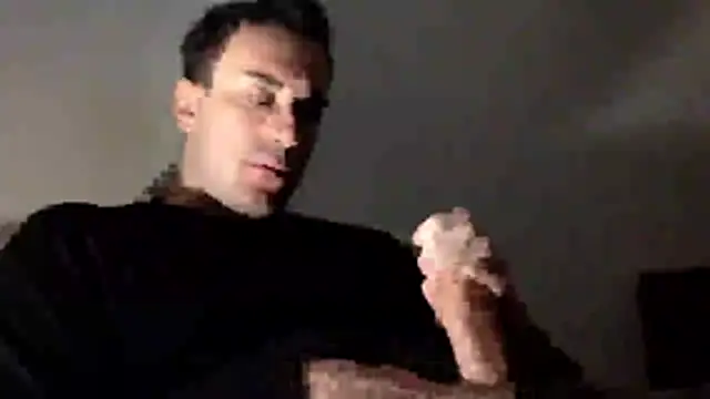 Snapshot of mainnrd chatting on 12.13.25 mainnrd online show from 12.13.25