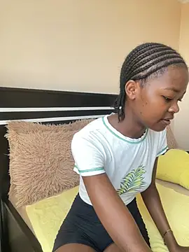 Snapshot of Grusha19 chatting on 01.06.25 Grusha19 online show from 01.06.25