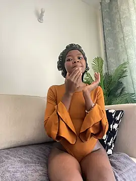 Snapshot of Grusha19 chatting on 02.15.25 Grusha19 online show from 02.15.25