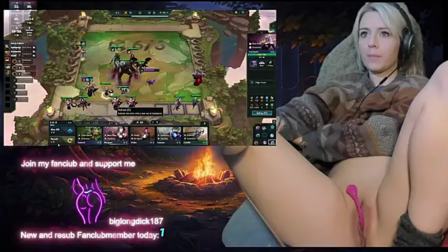 Lisaonthemoon online show from 12.13.24