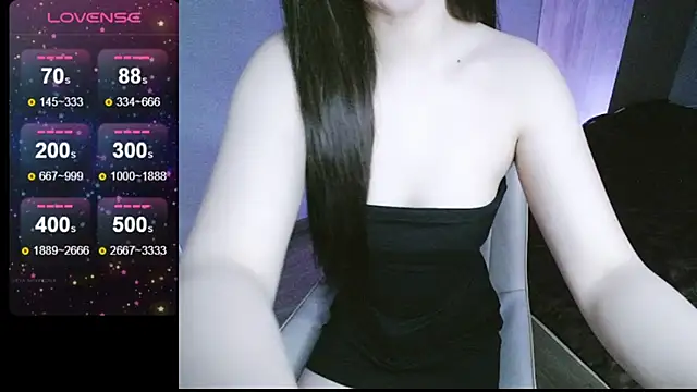  Viviann  online show from 03.04.25