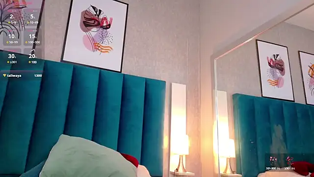 Snapshot of CheneellLorens chatting on 02.05.25 CheneellLorens online show from 02.05.25