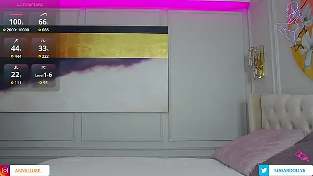 AmyAzureee online show from 09.11.25