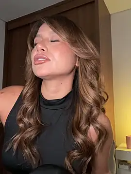 Snapshot of AndreaMartini chatting on 04.18.26 AndreaMartini online show from 04.18.26