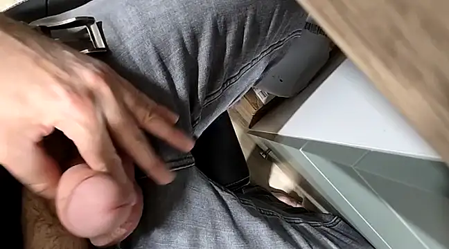 Snapshot of anald66666 chatting on 01.28.25 anald66666 online show from 01.28.25