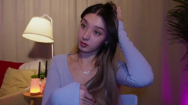 Sarasuo1 online show from 02.25.25