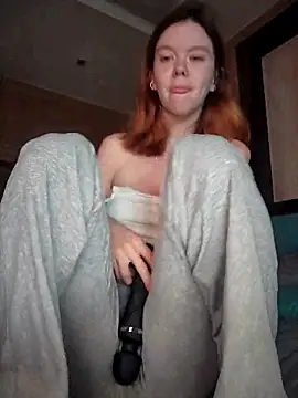 Snapshot of Teya_New chatting on 09.13.25 Teya New online show from 09.13.25