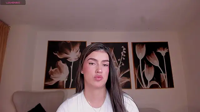 PaulinaSantos  online show from 12.01.25