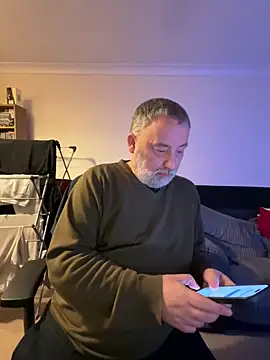 LondonTeffy online show from 01.28.25