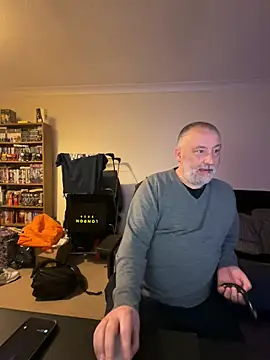 LondonTeffy online show from 03.17.25