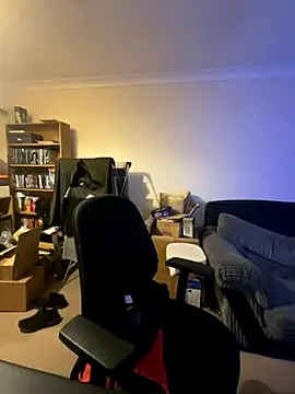 LondonTeffy online show from 11.17.25