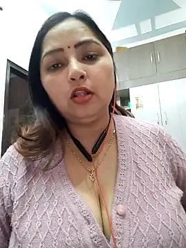 Snapshot of Dianaa9 chatting on 03.08.25 Dianaa9 online show from 03.08.25