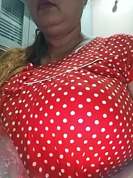 Snapshot of Dianaa9 chatting on 10.03.25 Dianaa9 online show from 10.03.25