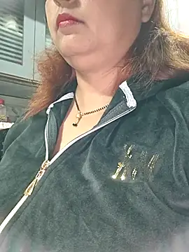 Snapshot of Dianaa9 chatting on 12.18.25 Dianaa9 online show from 12.18.25