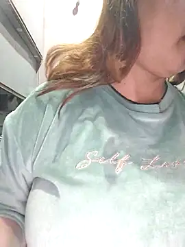 Snapshot of Dianaa9 chatting on 02.13.26 Dianaa9 online show from 02.13.26