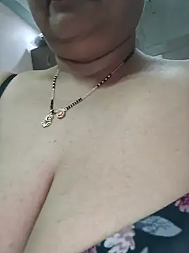 Snapshot of Dianaa9 chatting on 02.22.26 Dianaa9 online show from 02.22.26