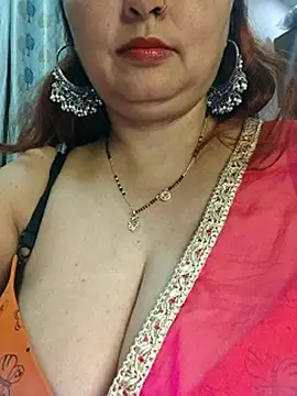 Snapshot of Dianaa9 chatting on 02.26.26 Dianaa9 online show from 02.26.26