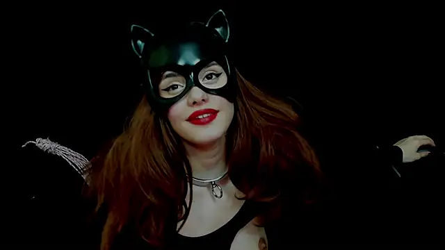 Snapshot of SophieCharm chatting on 12.11.24 SophieCharm online show from 12.11.24