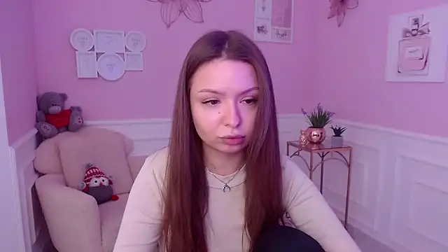 LucySkilar online show from 01.17.25