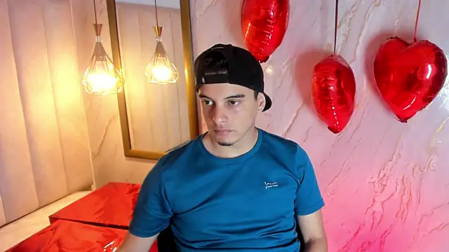 Maximo   online show from 02.15.26