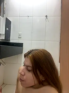 Snapshot of KyKa02 chatting on 11.19.25 KyKa02 online show from 11.19.25