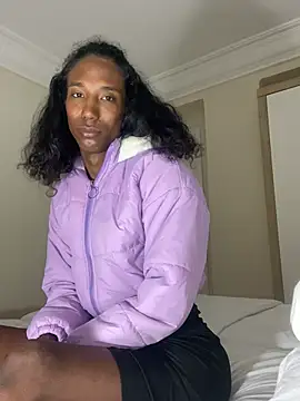 Snapshot of tamarabigass1 chatting on 12.18.24 tamarabigass1 online show from 12.18.24