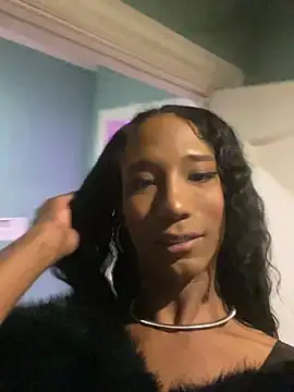 Snapshot of tamarabigass1 chatting on 02.05.25 tamarabigass1 online show from 02.05.25