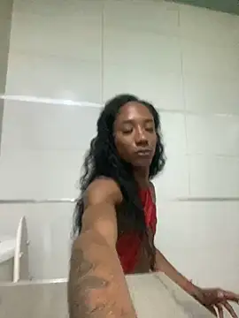 Snapshot of tamarabigass1 chatting on 02.17.25 tamarabigass1 online show from 02.17.25