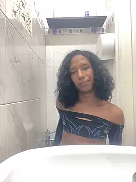 Snapshot of tamarabigass1 chatting on 02.25.25 tamarabigass1 online show from 02.25.25