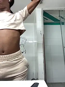 Snapshot of tamarabigass1 chatting on 09.09.25 tamarabigass1 online show from 09.09.25