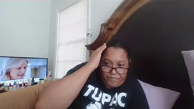 ebonyred online show from 02.13.26