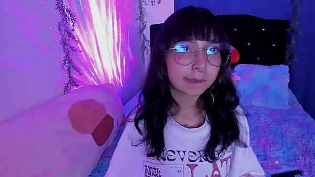 Snapshot of arysUwU chatting on 01.08.25 arysUwU online show from 01.08.25