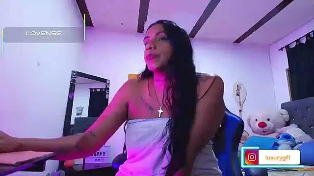 Snapshot of Pocahontaslovex chatting on 07.24.26 Pocahontaslovex online show from 07.24.26