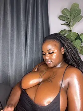 Honeycoco0211 online show from 09.08.25