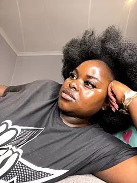 Honeycoco0211 online show from 12.04.25