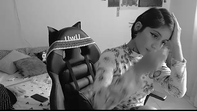  Apola 77 online show from 02.22.25