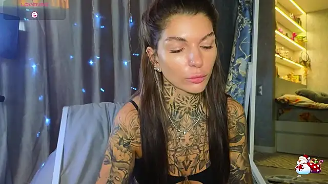 tattooedBabyy online show from 01.15.26
