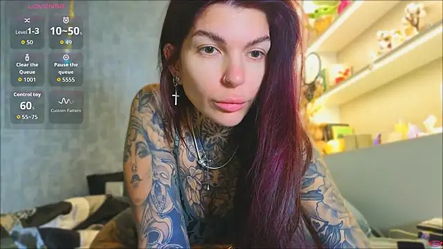 tattooedBabyy online show from 04.20.26