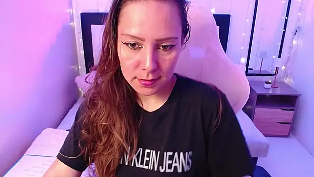 camila delarosa online show from 07.01.26