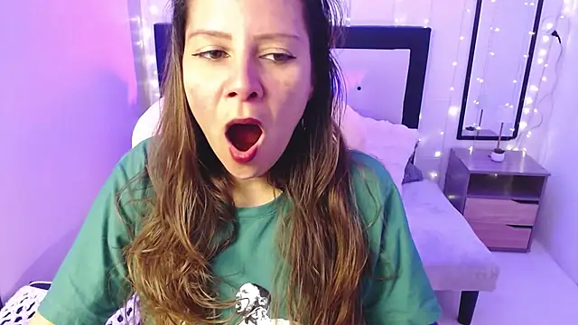 camila delarosa online show from 07.17.26