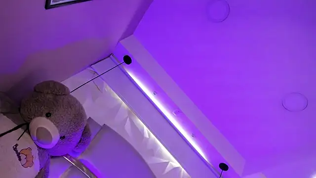 Dalila Thoms online show from 02.09.25