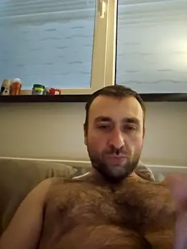 Snapshot of TIGERRR86 chatting on 02.20.25 TIGERRR86 online show from 02.20.25