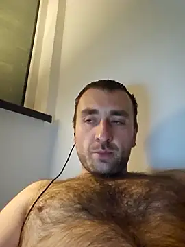 Snapshot of TIGERRR86 chatting on 10.04.25 TIGERRR86 online show from 10.04.25