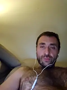 Snapshot of TIGERRR86 chatting on 11.13.25 TIGERRR86 online show from 11.13.25